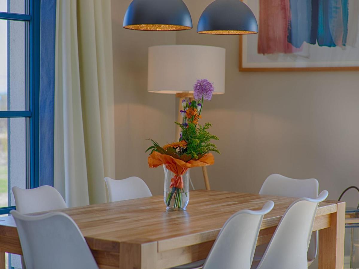 Reetland Am Meer - Premium Reetdachvilla Mit 3 Schlafzimmern, Sauna Und Kamin F23 Dranske Exteriör bild