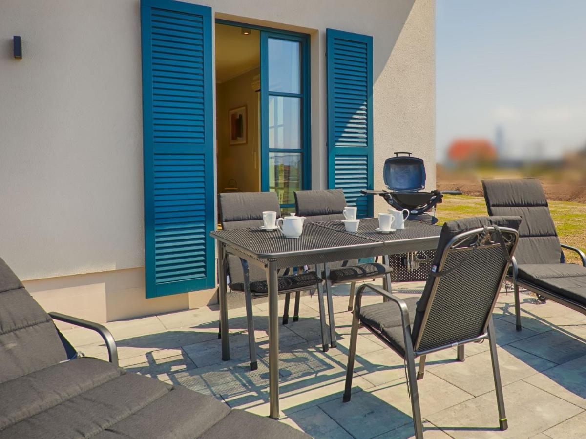 Reetland Am Meer - Premium Reetdachvilla Mit 3 Schlafzimmern, Sauna Und Kamin F23 Dranske Exteriör bild